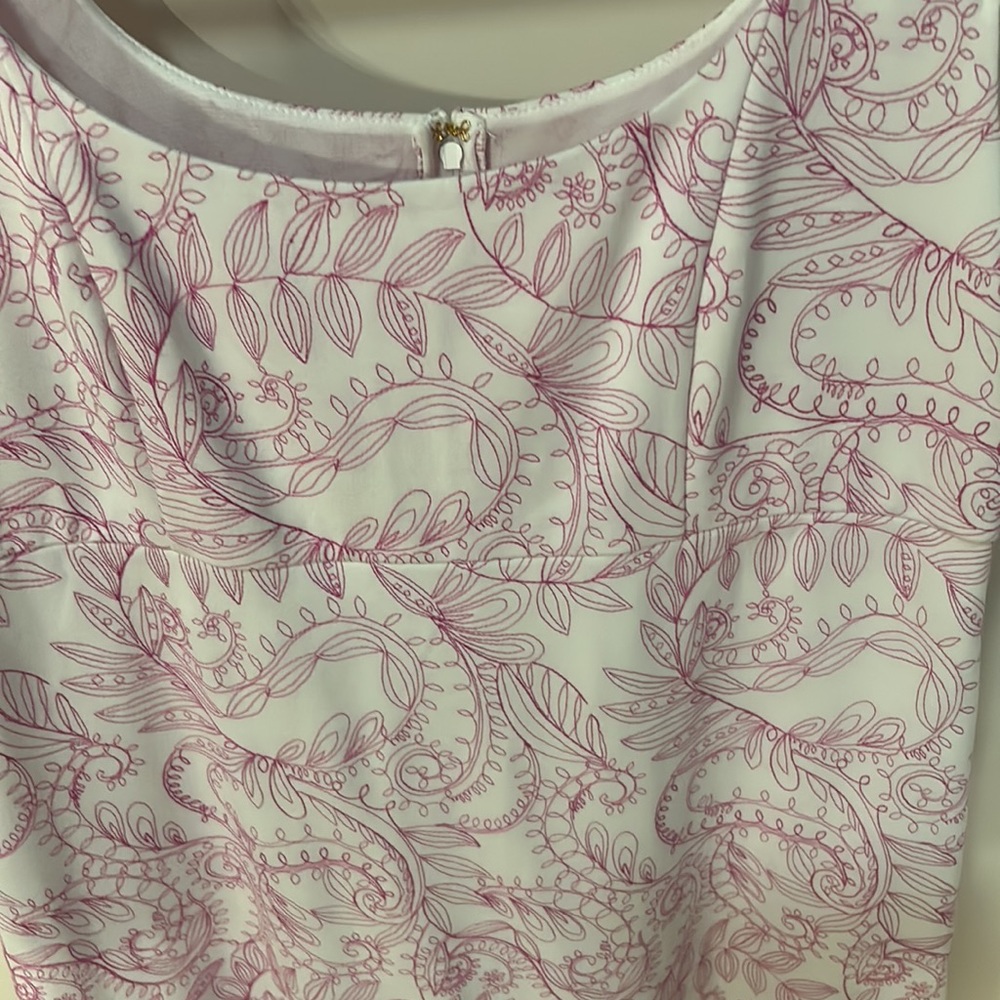 Lilly Pulitzer - Picture 3 of 4